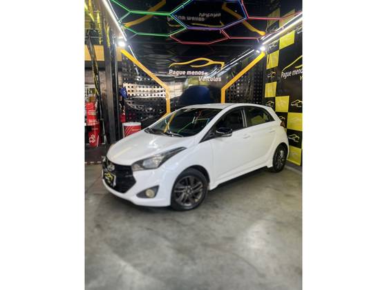 HYUNDAI HB20 1.6 COMFORT PLUS 16V FLEX 4P AUTOMÁTICO HYUNDAI HB20 1.6 COMFORT PLUS 16V FLEX 4P AUTOMÁTICO